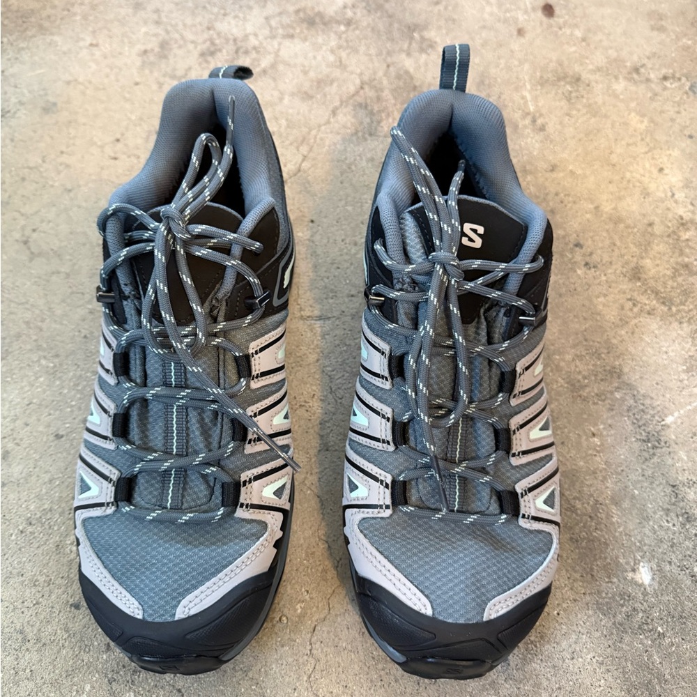Salomon Women’s Gray and Black Trail Athletic Shoes